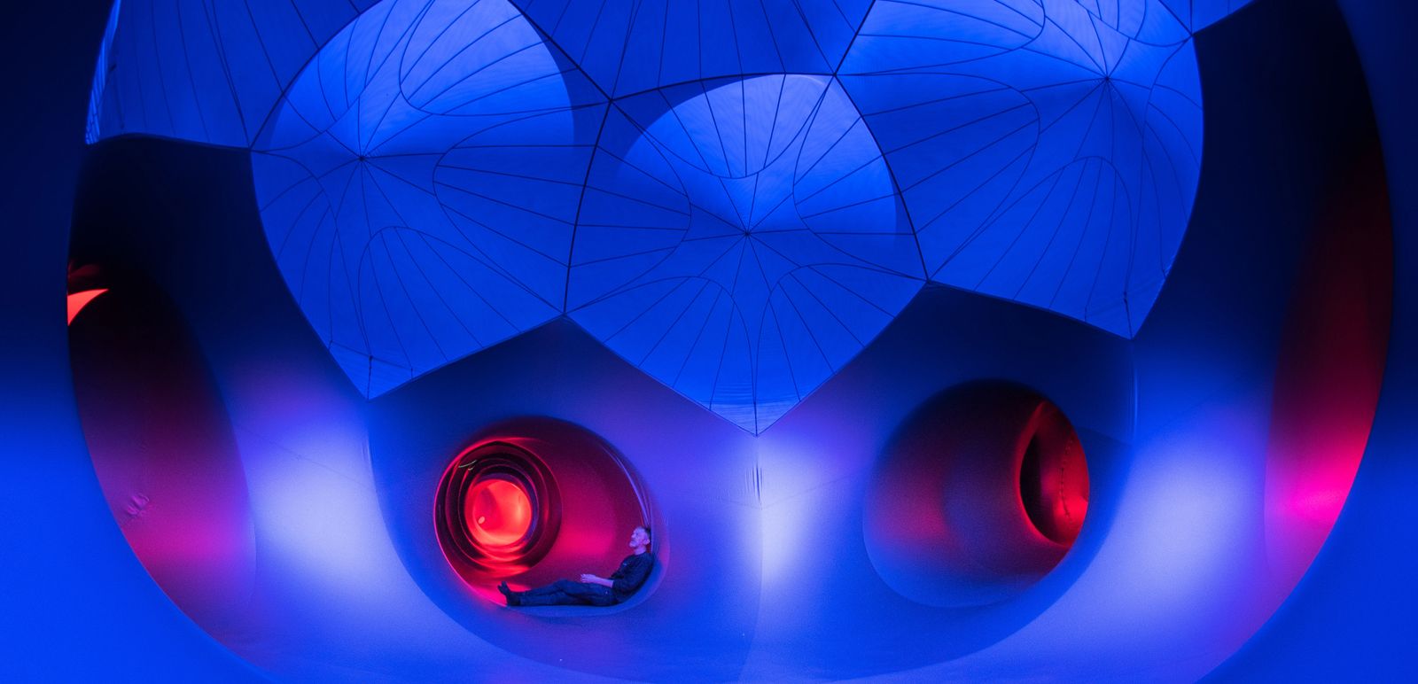 Berkunjung Sejenak ke Balon Raksasa Trilumin